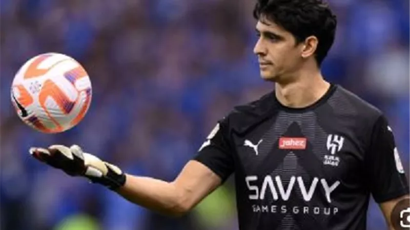 ياسين بونو والشناوي ضمن قائمة أفضل حارس مرمي فى أفريقيا