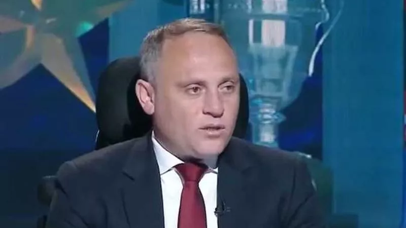 الزمالك يتقدم بشكوى رسمية ضد أسامة حسني للمجلس الأعلى لتنظيم الإعلام