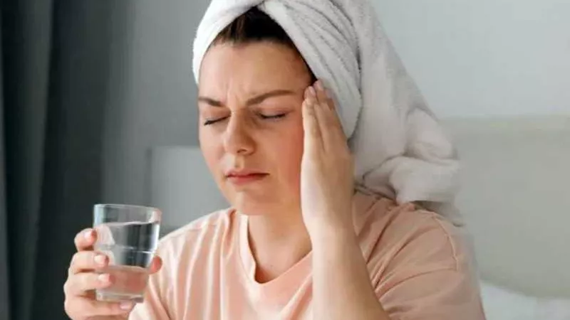 4 أسباب للصداع بعد تناول الطعام