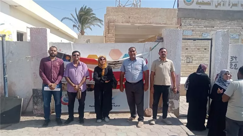 إجراء الفحوصات والكشف الطبى على 403 مواطن وصرف العلاج بالمجان .