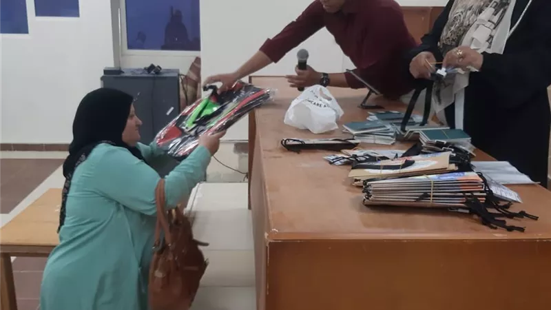 تسليم 54 تأشيرة عمرة بطور سيناء