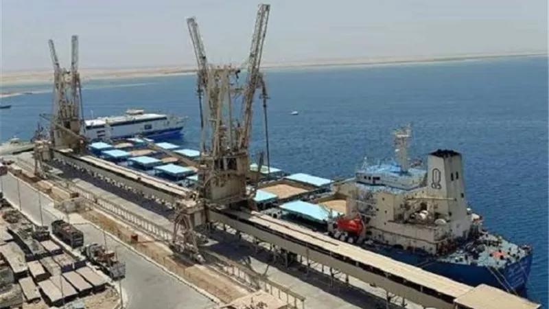 تداول 55 ألف طن و642 شاحنة بضائع عامة ومتنوعة بموانئ البحر الأحمر