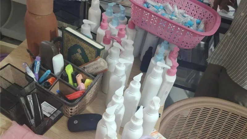 حاصلة على دبلوم فني تدير مركز يحوي أجهزة جلدية بدون ترخيص بدمنهور
