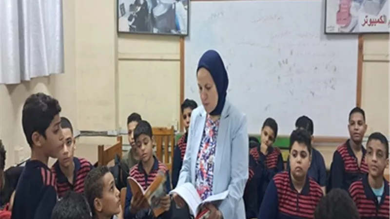 مدير تعليم القاهرة تواصل جولاتها التفقدية بمدارس المرج وعين شمس