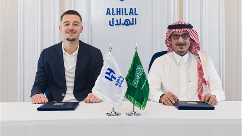 رسميًا.. الهلال يمدد عقد الصربي سافيتش حتى 2028