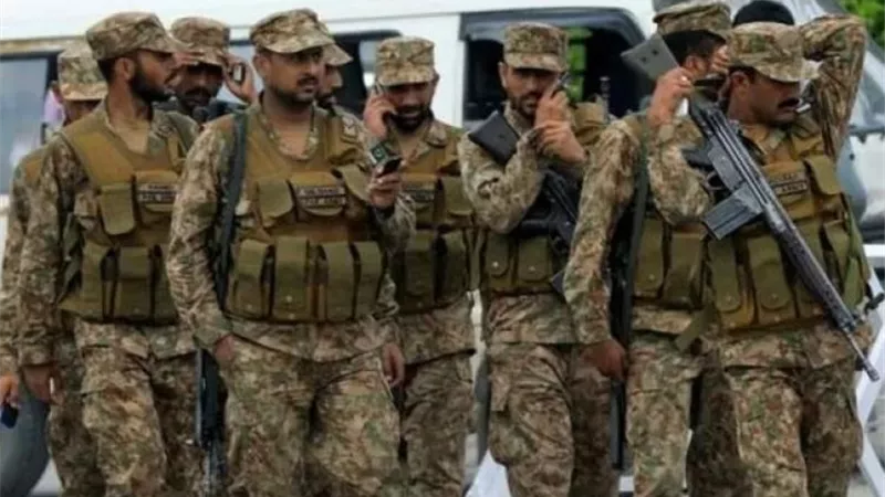 مقتل 5 جنود باكستانيين بهجمات عبر الحدود من أفغانستان