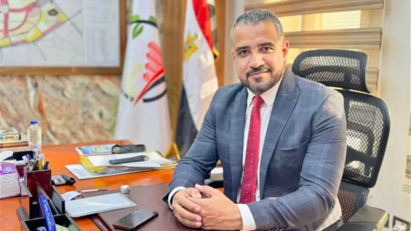 رئيس جهاز مدينة العبور الجديدة يكشف عن فرص استثمارية مميزة.. بالصور