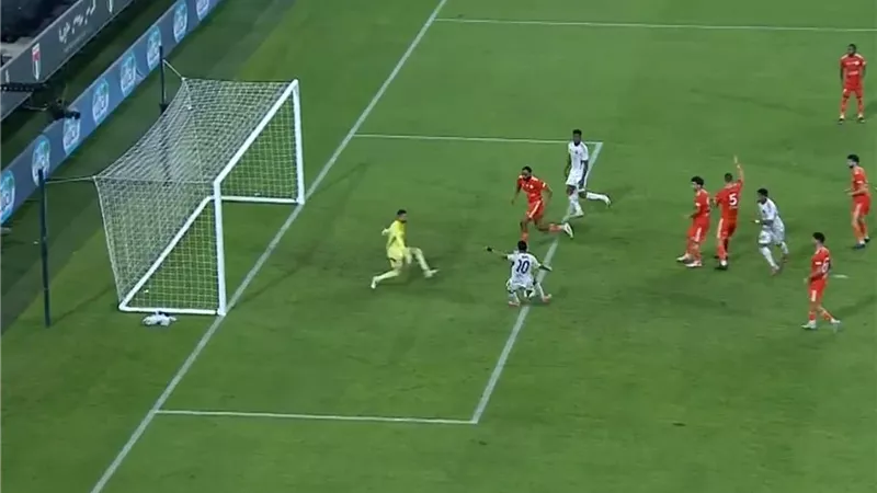إبراهيم عادل يقود الجزيرة للفوز بثنائية على عجمان في كأس الإمارات