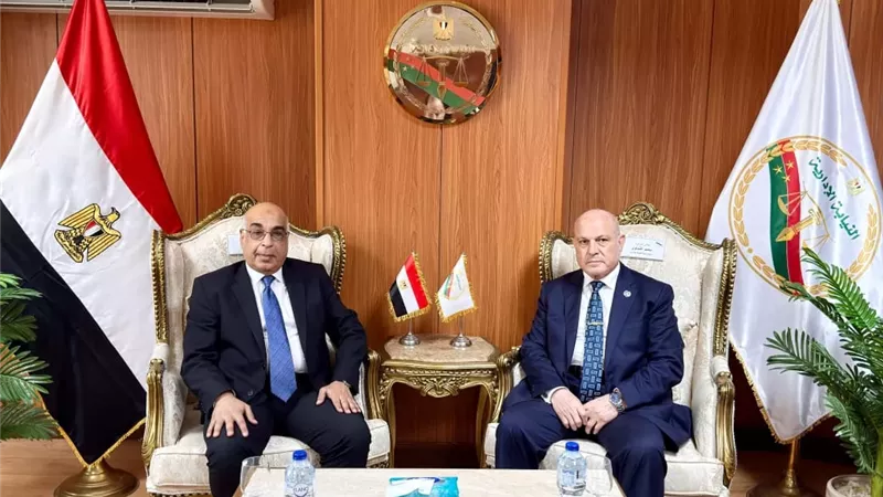 رئيس هيئة النيابة الإدارية يستقبل وزير العدل بمناسبة بدء العام القضائي الجديد