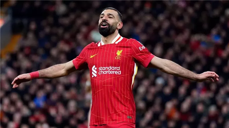 صلاح على مقاعد بدلاء ليفربول أمام كريستال بالاس بكأس الرابطة