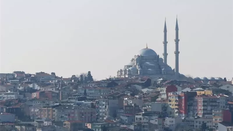 زلزال بقوة 6.1 يضرب غرب تركيا ويشعر به سكان إسطنبول
