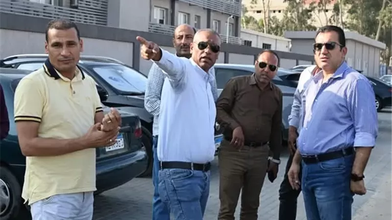 رئيس جهاز: رفع كفاءة الطرق والنظافة في المنطقة الصناعية B2