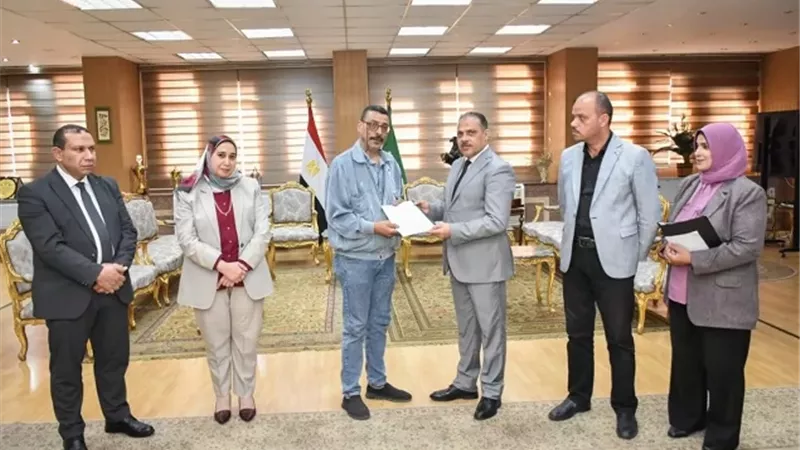 تسليم وحدات سكنية للمتضررين من قرار إزالة بالشرقية