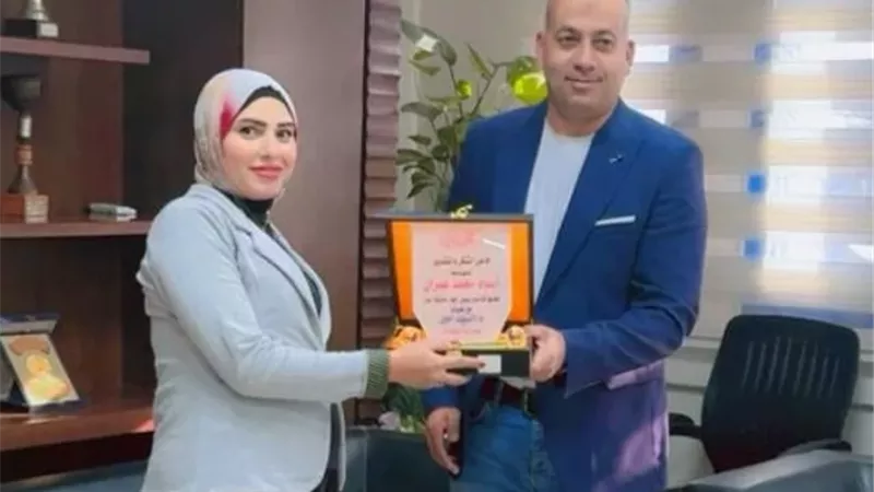 قيادات جهاز بدر تكرم أسماء محمد على مجهوداتها المتميزة فى المدينة صور
