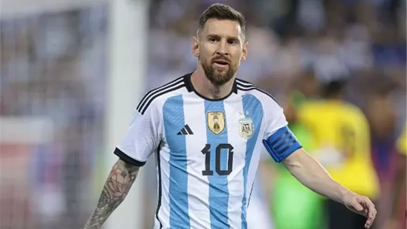 كواليس مثيرة وراء فشل انتقال ميسي للدوري السعودي