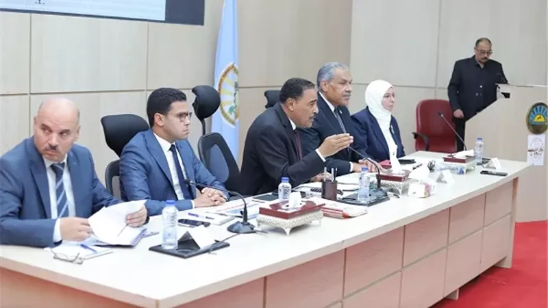 محافظ مطروح يقرر تخصيص شاشات عرض لنقل وقائع افتتاح المتحف المصري