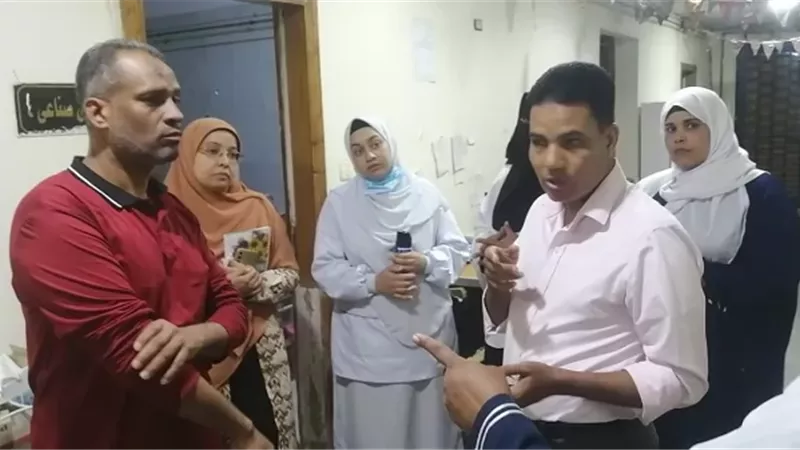 وكيل الصحة بالأقصر يتفقد عمل المنشأت الصحية بجوالات صباحيةومسائيm