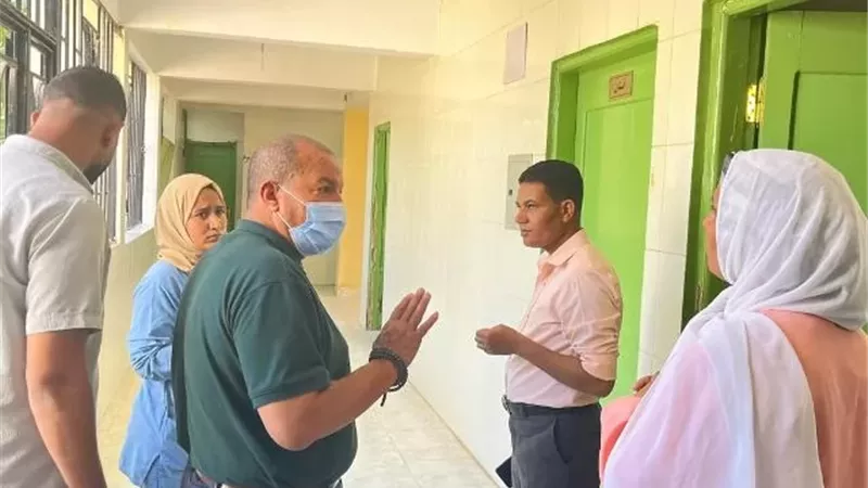وكيل وزارة صحة الأقصر يتفقد المنشآت الطبية