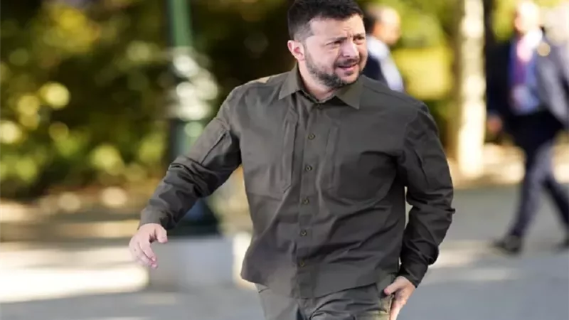 زيلينسكي يمدد سريان الأحكام العرفية والتعبئة العامة في أوكرانيا