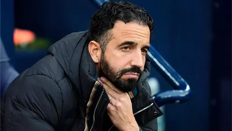 أموريم يكشف أسباب معاناة مانشستر يونايتد بسبب 