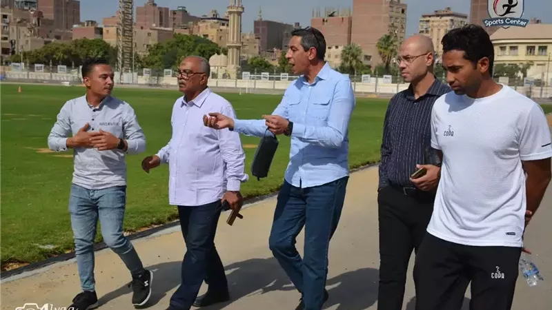 رئيس اتحاد ألعاب القوى يتفقد مضمار المركز الأولمبي