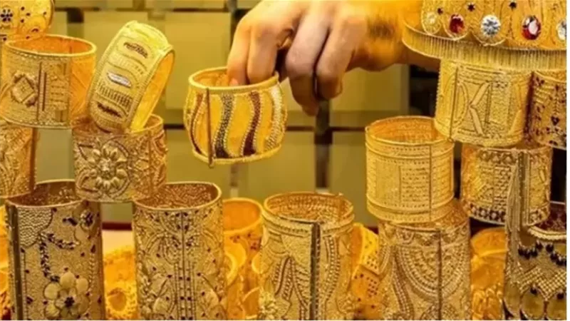 أسعار الذهب في محلات الصاغة الآن.. بكم سعر الجرام عيار 21 ؟