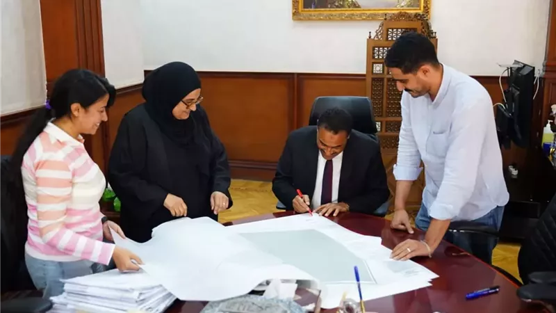 محافظ مطروح يعتمد المخطط التفصيلي لمدينة العلمين