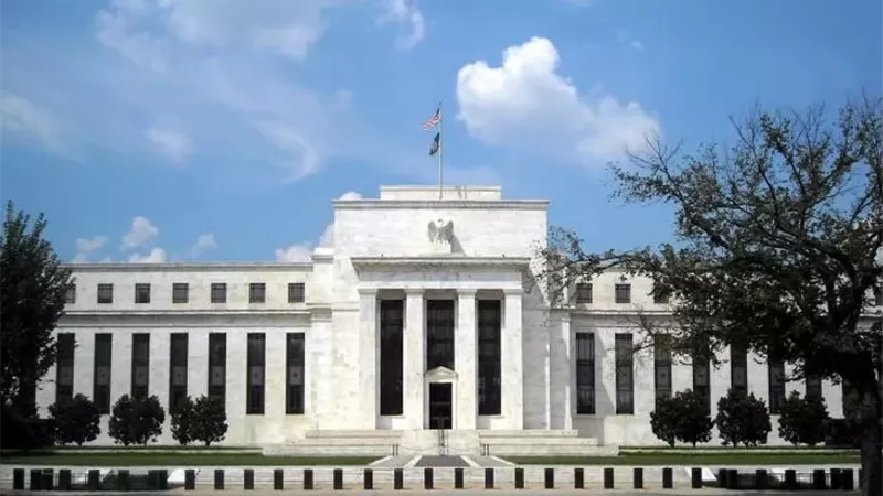 الفيدرالي الأمريكي يخفض أسعار الفائدة 25 نقطة أساس للمرة الثانية في 2025