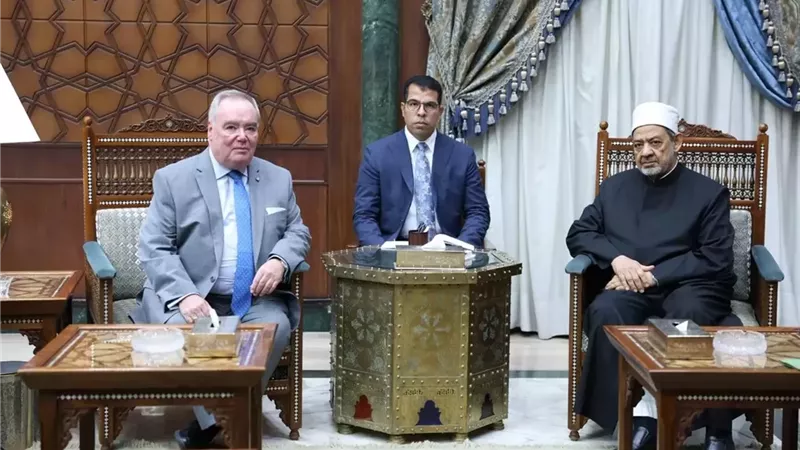 شيخ الأزهر يستقبل رئيس منظمة فرسان مالطا لتعزيز التعاون المشترك