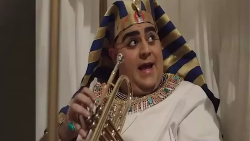 شيكو يشارك الجمهور افتتاح المصرى الكبير بصورة من فيلمه