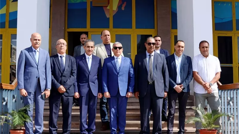 محافظ الإسماعيلية يهنئ اللَّجنة المؤقتة للدراويش..صور