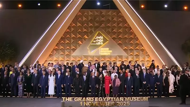 وزير الشؤون النيابية: افتتاح المتحف الكبير مبهر ولائق بحدث تاريخي