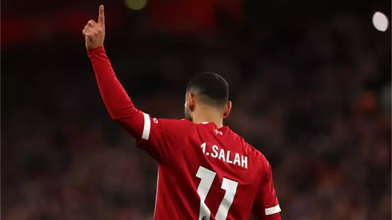 شبكة إنجليزية عن أداء محمد صلاح أمام أستون فيلا: استعاد بعض الثقة
