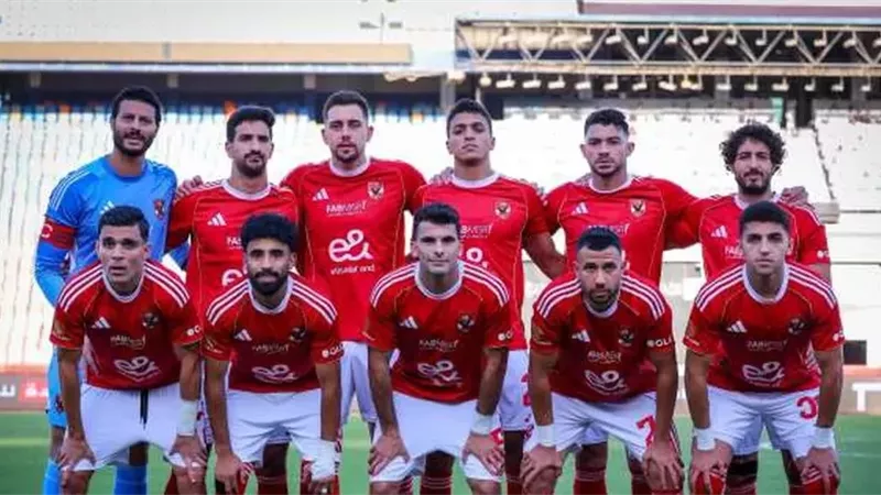 الأهلي في مواجهة قوية الليلة أمام المصري
