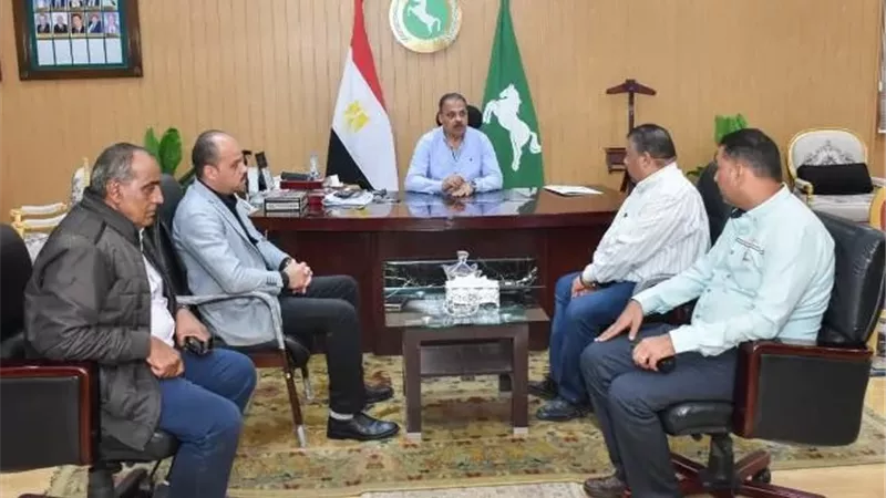 محافظ الشرقية يصدر حركة تنقلات محدودة