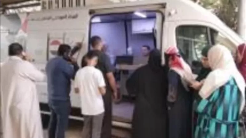 قوافل الأحوال المدنية تجوب محافظات الجمهورية لمساعدة المواطنين