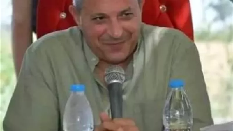محافظ بورسعيد: النزول شهرين في سن القبول بالأول الابتدائي