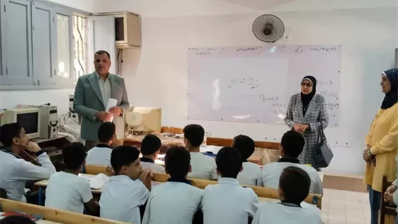 مدير تعليم دمياط يواصل جولاته المفاجئة بالمدارس