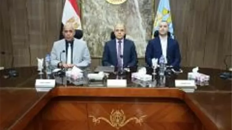 محافظ كفرالشيخ يترأس اجتماع المجلس الإقليمي للصحة