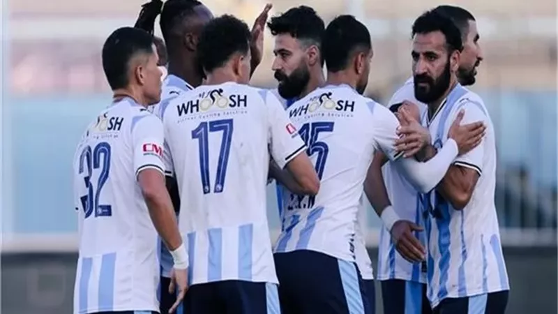 مروان حمدي يقود هجوم بيراميدز لمواجهة الاتحاد