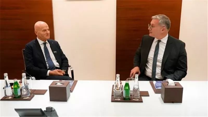 وزير البترول يبحث مع رئيس إيني الإيطالية تسريع برامج الاستكشاف والإنتاج ونقل الغاز القبرصي لمصر