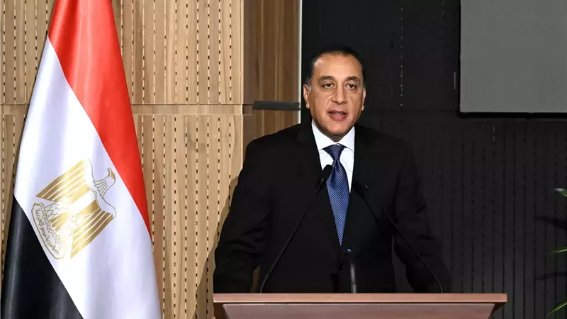 مدبولى :نستهدف إنشاء 50 صومعة لزيادة السعة التخزينية للقمح لـ1.5 مليون طن