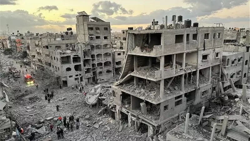 إسرائيل تقصف جنوب ووسط وشمال غزة