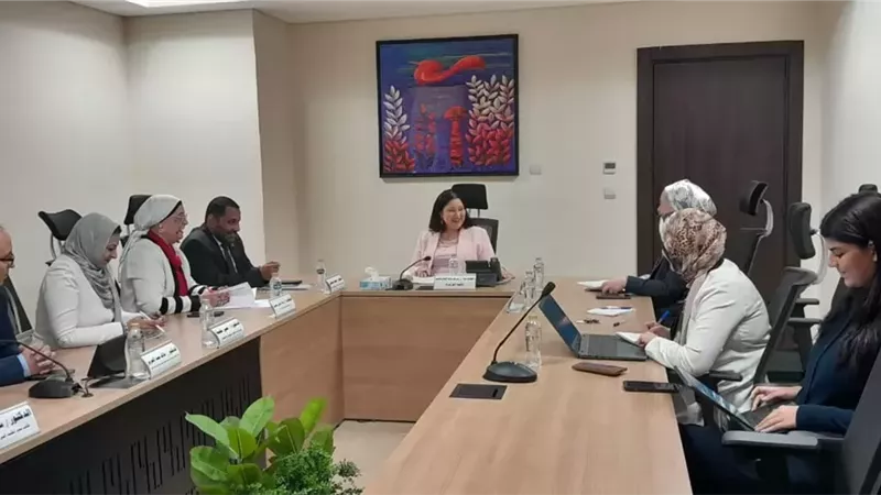 التضامن والصحة تبحثان التعاون للكشف المبكر وعلاج الأورام السرطانية