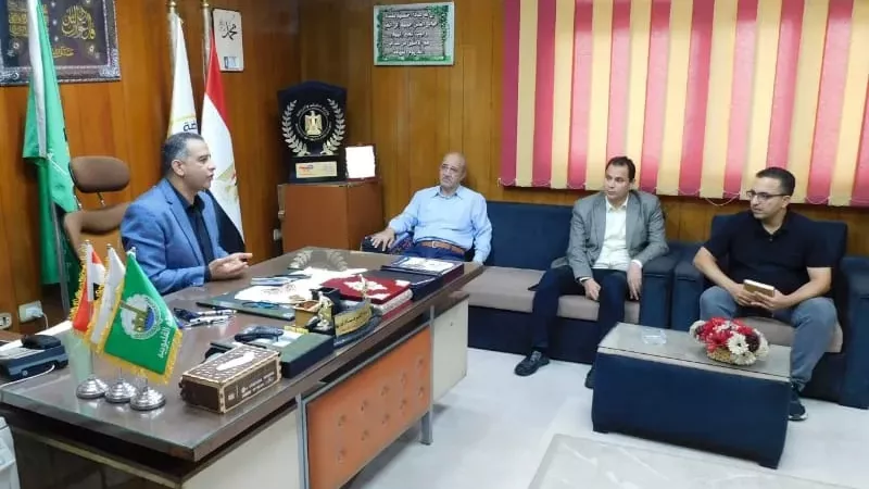 الفرماوي يبحث تطوير الأداء الرياضي واستعدادات دوري القليوبية