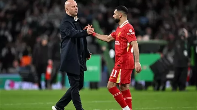سلوت يعلن غياب ثلاثى ليفربول عن مواجهة ريال مدريد .. موقف صلاح