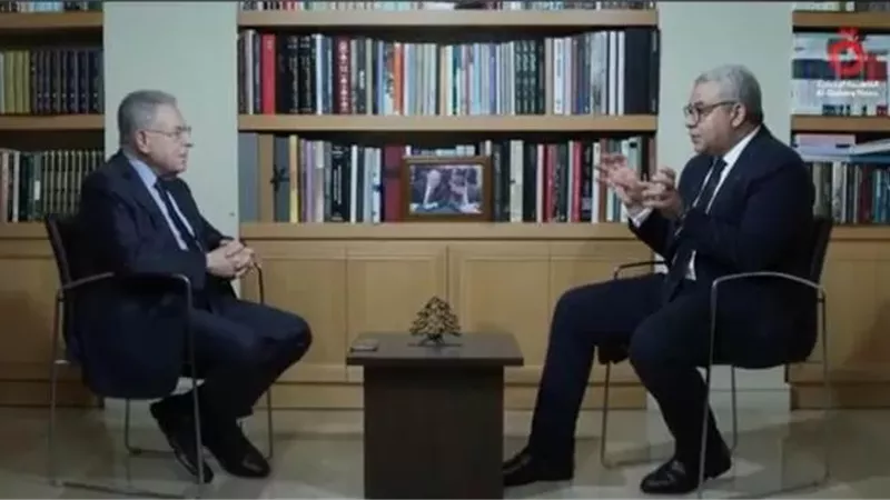 الجمعة.. السنيورة يكشف أسرار المرحلة الحرجة في تاريخ لبنان عبر 
