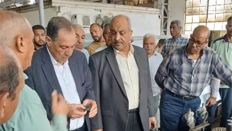 رئيس شركة السكر يتابع استعداد مصنع قوص لموسم القصب الجديد