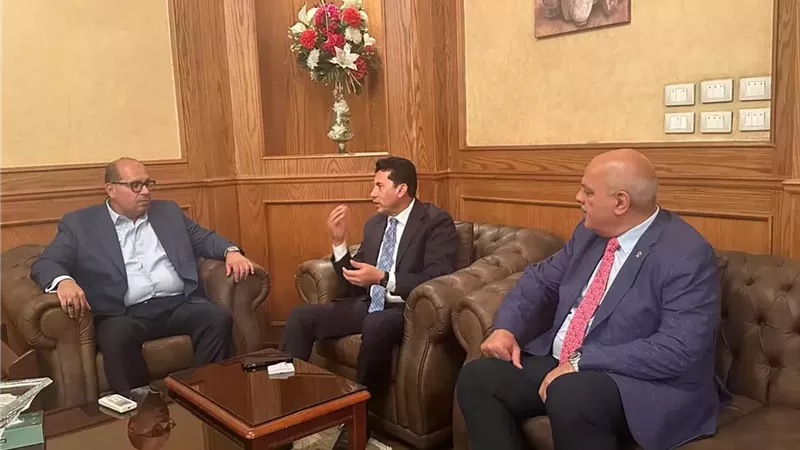 اجتماعات مشتركة بين وزير الرياضة ورئيس الأولمبية لبحث شئون الاتحادات وبرامج إعداد المنتخبات القومية
