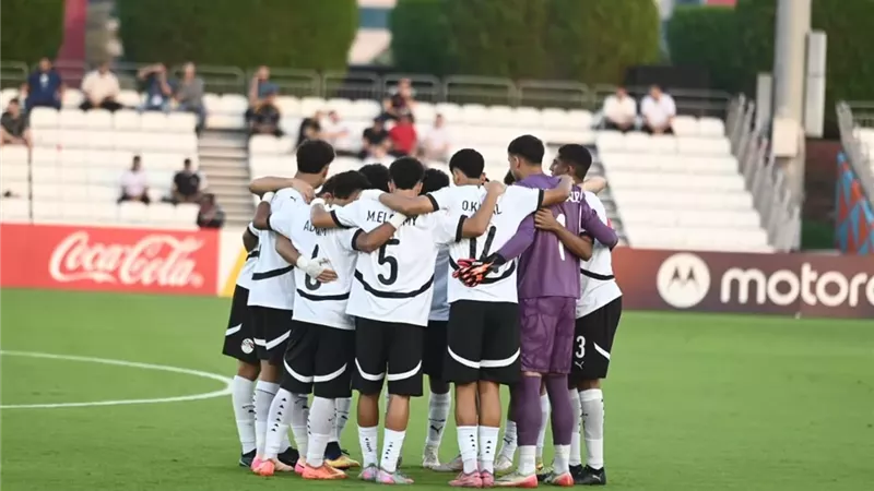 أبوريدة وعلاء نبيل يؤازران منتخب مصر أمام هايتي بكأس العالم